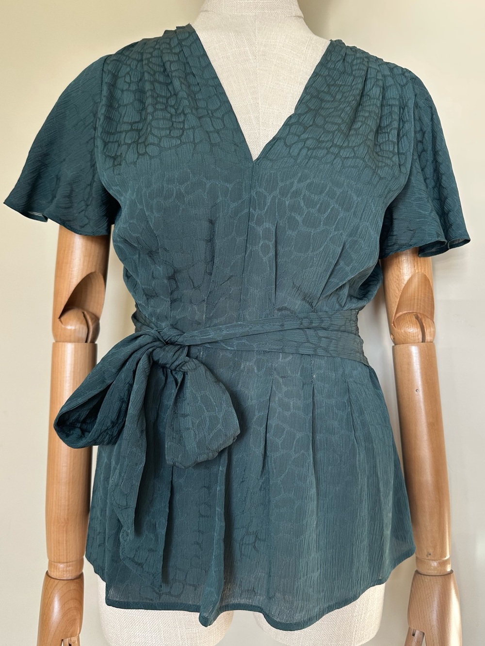Women's Teal Green V-Neck Tie-Waist Flutter Sleeve Blouse - NEW with tags